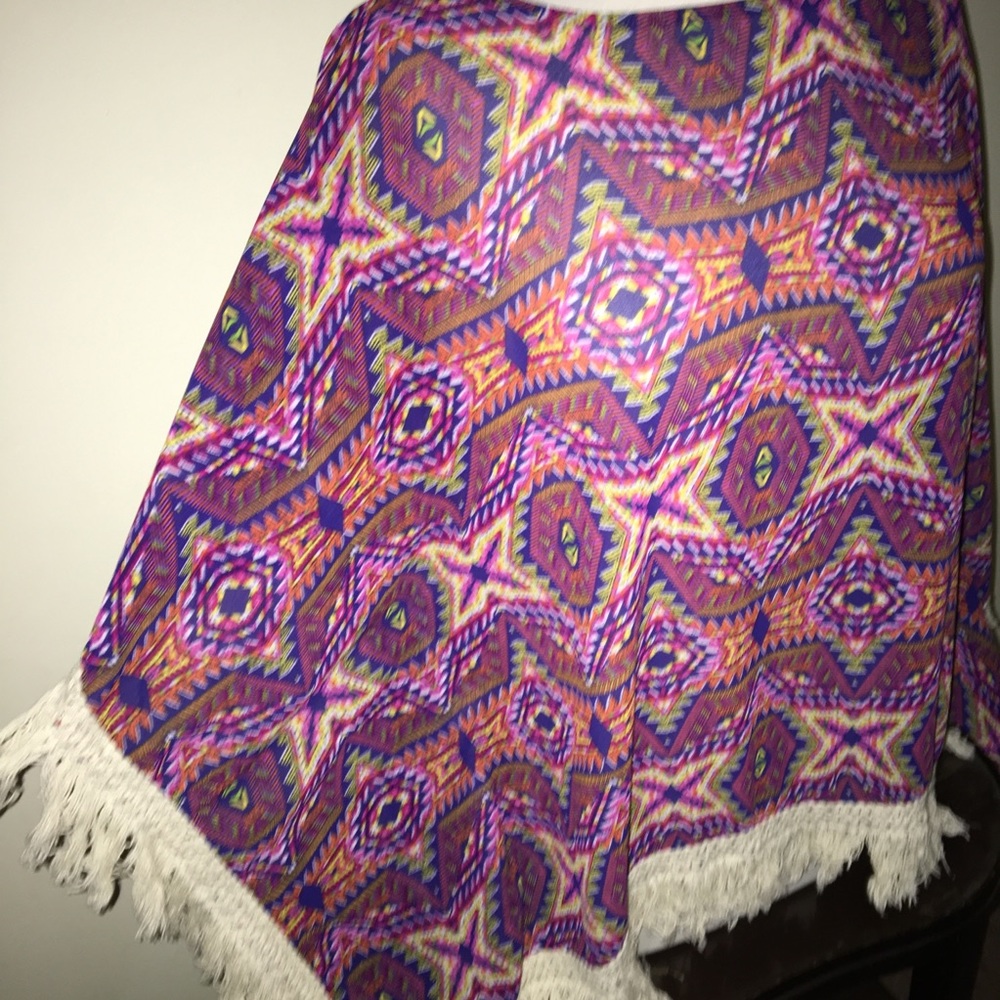 Aztec Poncho - Picture 2 of 3